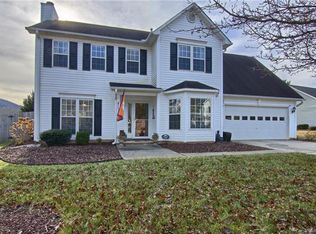 31 Rolling Meadow Rd, Fletcher, NC 28732