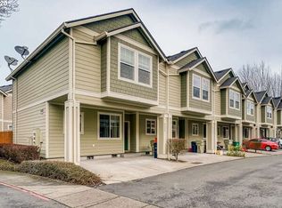 8625 NE Trafalgar Ln, Hillsboro, OR 97006