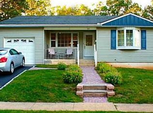 30 Ferris Rd, Edison, NJ 08817