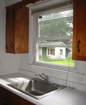 3rd image of 174 Orange Ave APT 2S