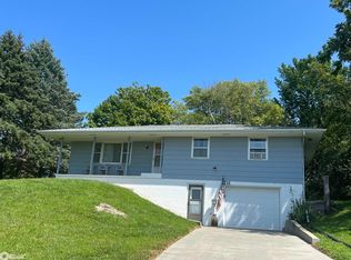 211 Walnut Ave, Charter oak, IA 51439