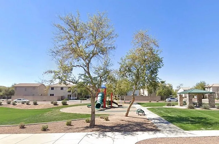 5420 W Albeniz Pl — Photo 27