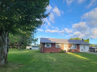 629 Brooks Ln, Sugar Grove, VA 24375