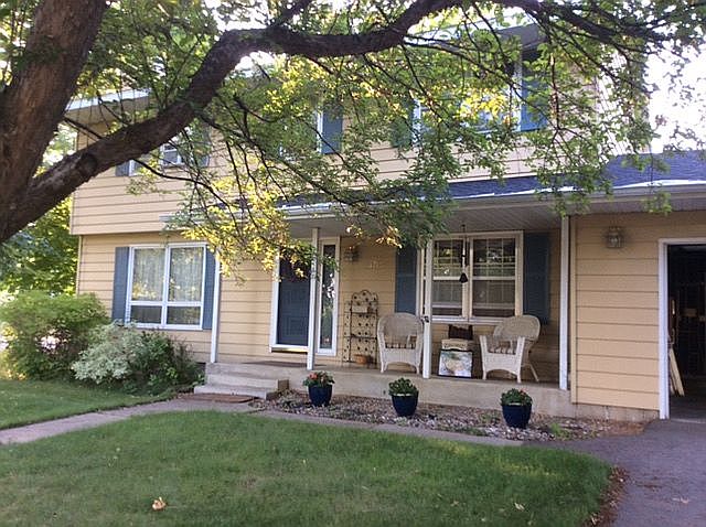1st image of 305 5th Ave NE