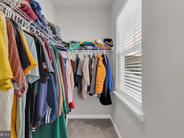 131 Thornton Way — Photo 26