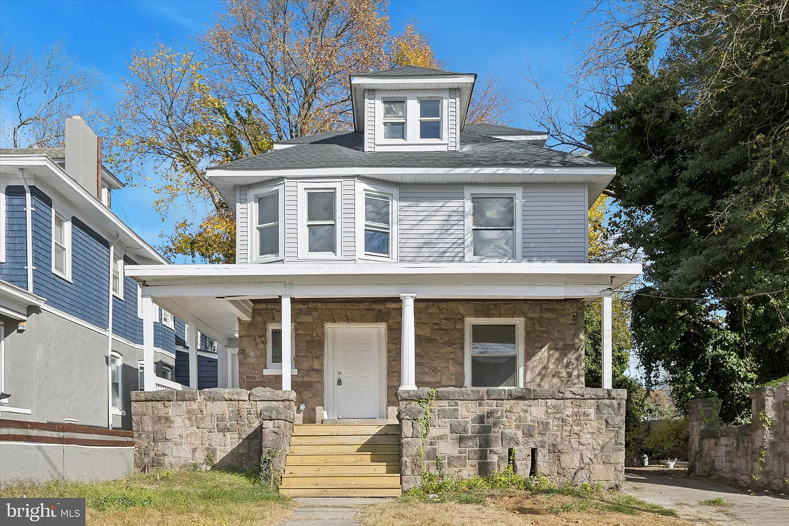 566 Rutherford Ave #2 photo 1