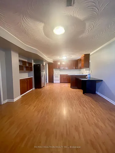26 Cavotti Cres Photo 1