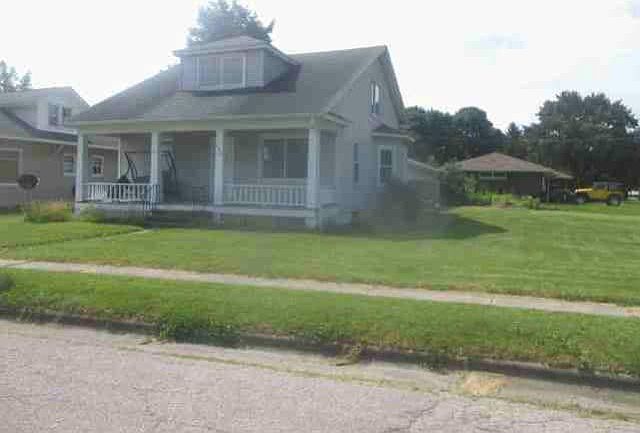 2nd image of 508 W 11th St