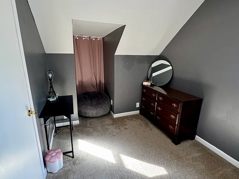 3 S Stuart Rd — Photo 3