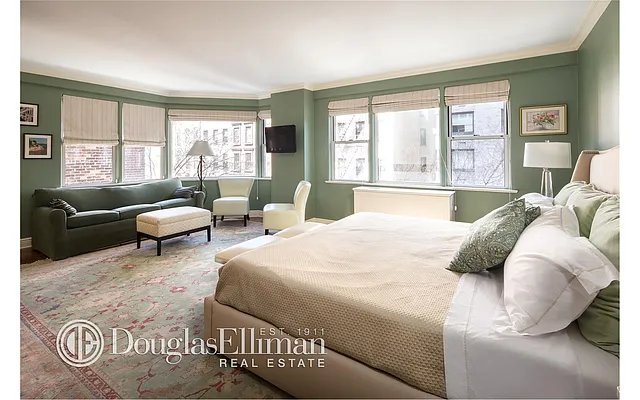 Sold by Douglas Elliman | media 22