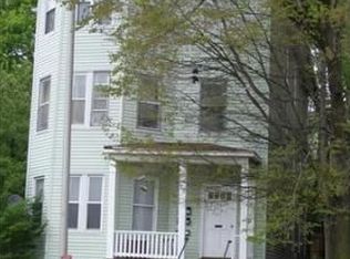 29 Vernon St, Worcester, MA 01610