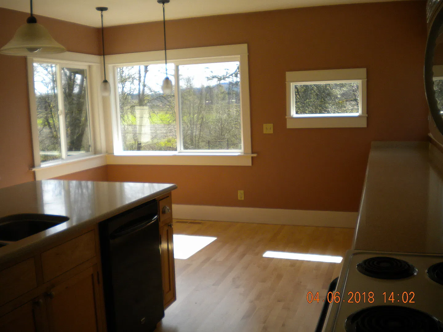 OWN815 — Photo 3