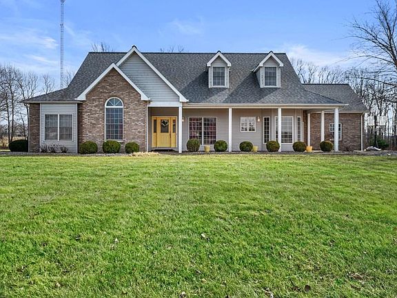 2nd image of 201 W Golf Brook Dr