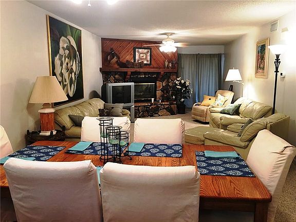 Spacious living-dining open concept