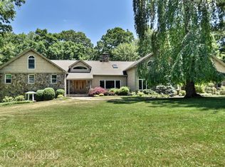 7 Brookvale Rd, Kinnelon, NJ 07405