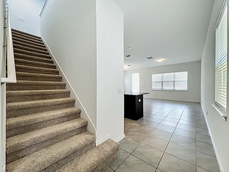 16007 Micelli Dr — Photo 22