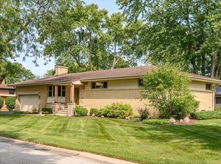 6260 W 128th St, Palos Heights, IL 60463