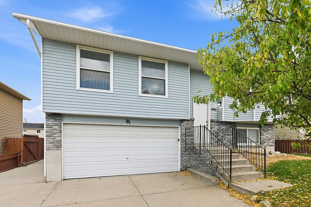3 bed, 2.0 bath, 1507 sqft, $2,380 — Photo 4