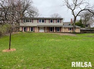 3501 53rd St, Moline, IL 61265