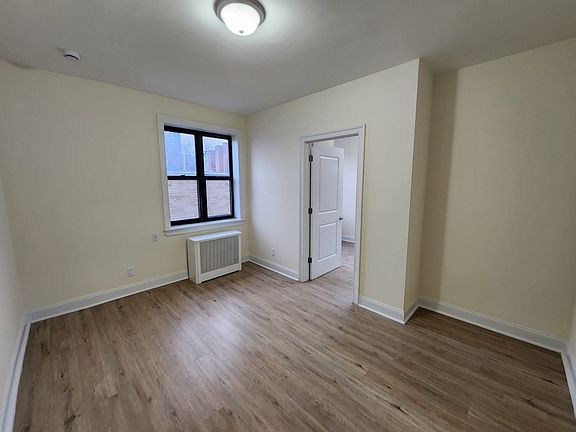 3rd image of 120-30 Queens Blvd #405