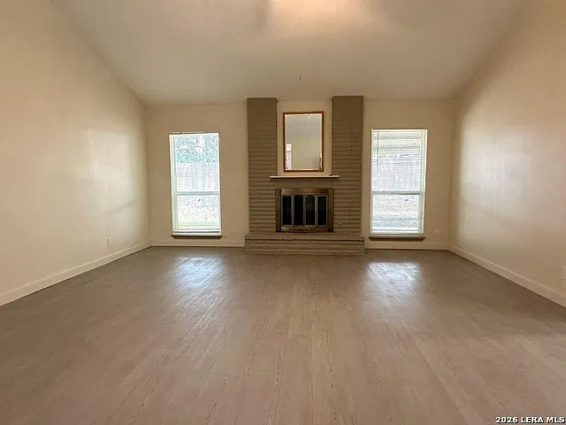 3 bed, 2.0 bath, 1382 sqft, $1,600 — Photo 3