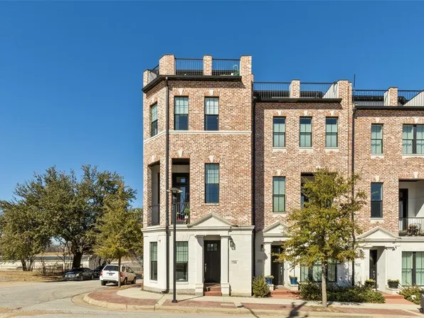 916 W Peach St, Fort Worth, TX 76102