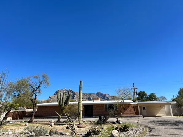 8140 N Carolyn Dr, Tucson, AZ 85704