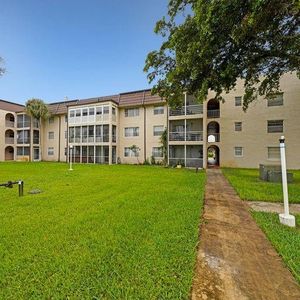 2700 Riverside Drive #303 B, Coral Springs, FL, 33065