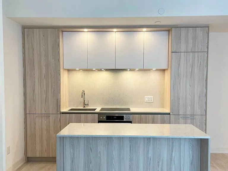15 Mercer St #508 — Photo 2