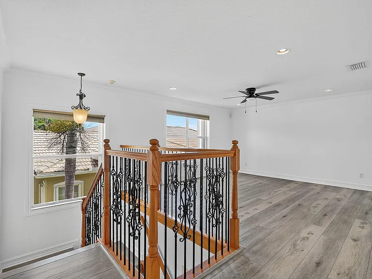 8326 Emerald Winds Cir — Photo 28