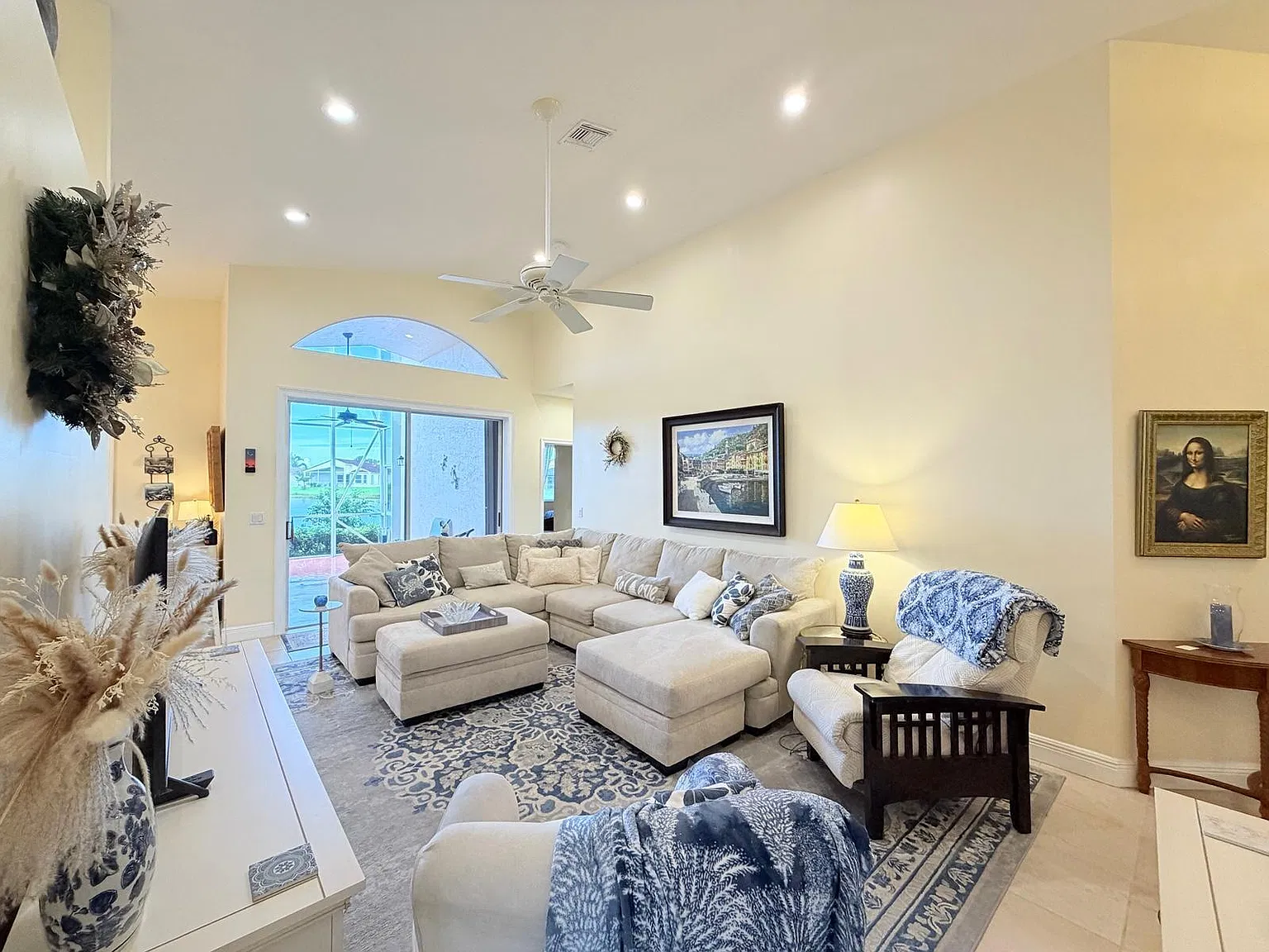 3 bed, 2.0 bath, 1661 sqft, $3,599 — Photo 3