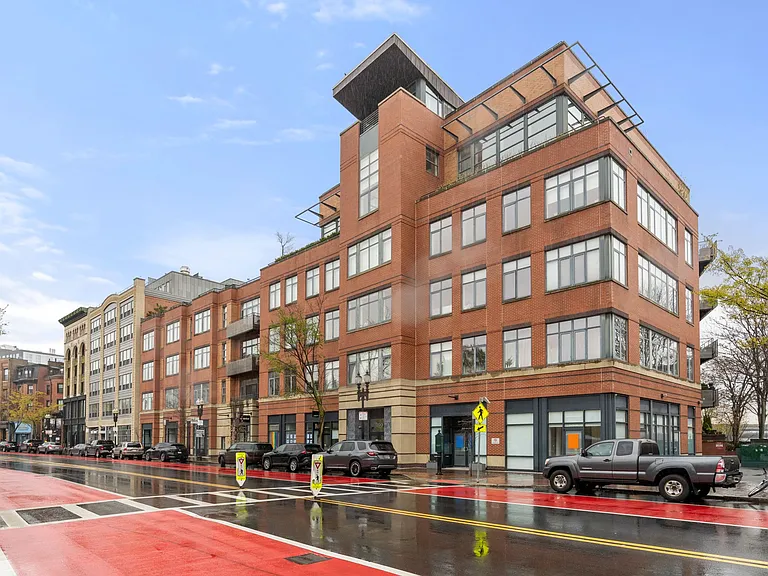 1200 Washington St #121 — Photo 25