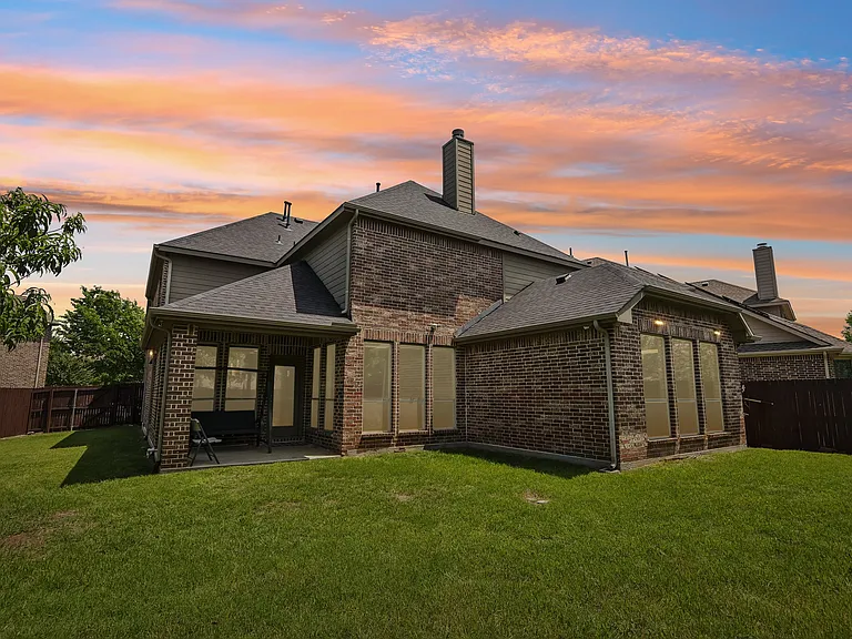 1828 Houghton Dr — Photo 40