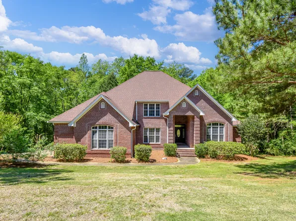 255 Rosemere Dr, Tallassee, AL 36078