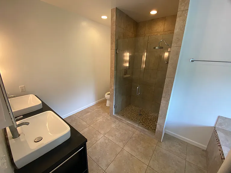 1886 Saint Louis Dr — Photo 3