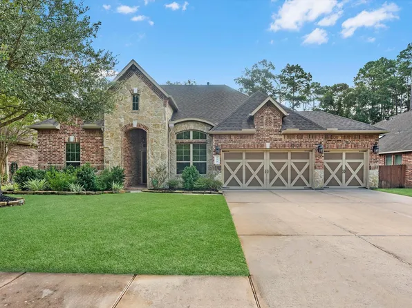 292 Dawn Brook Ln, Conroe, TX 77384