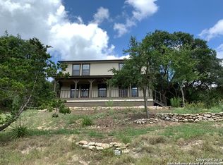 106 Bailey Cir, Pipe Creek, TX 78063