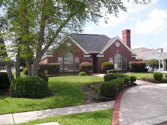 1st image of 326 Meadowgreen Cir