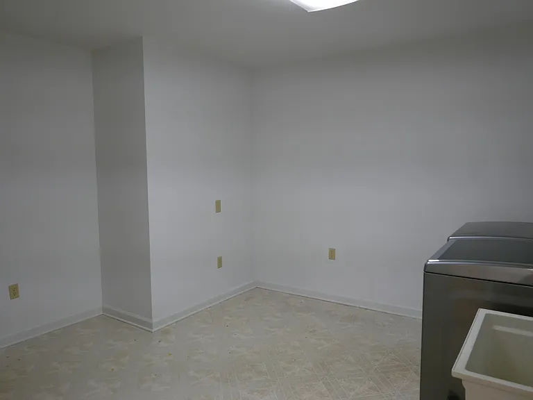4725 Amber Ridge Ct — Photo 37
