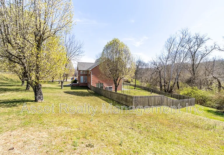 170 Sweet Gum Ln — Photo 54
