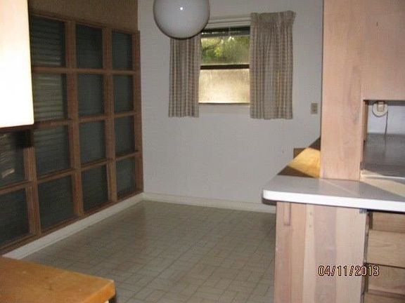 3rd image of 4648 Forest Dr