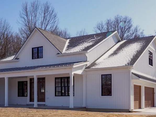 3775 Nia Dr, Mattawan, MI 49071