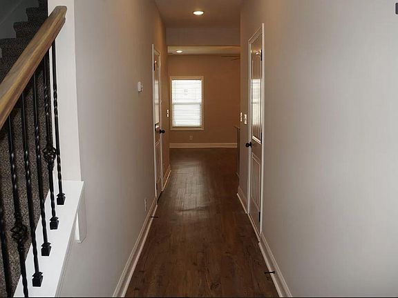 3rd image of 364 Fallon Dr