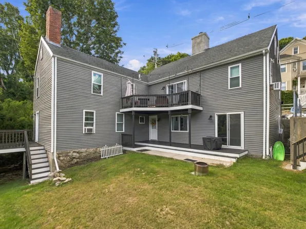 126 Summer St, Plymouth, MA 02360