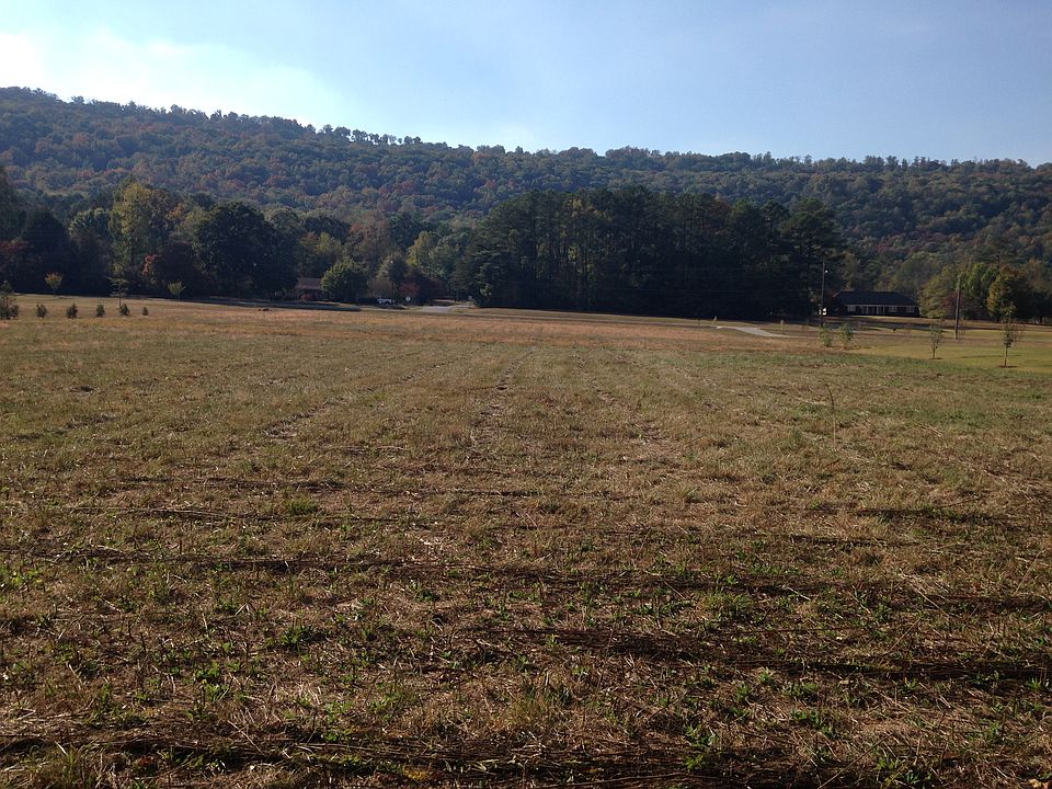 2nd image of 558 Old Big Cove Rd SE