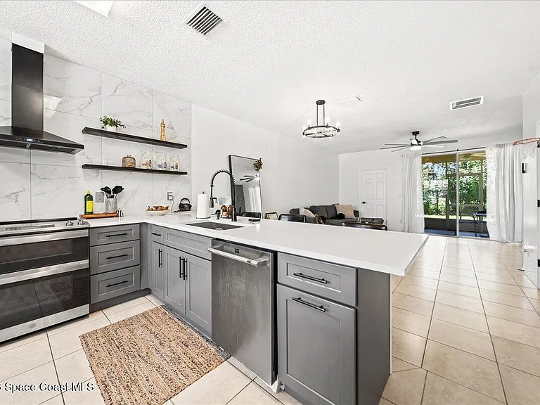 2990 S Fiske Blvd #L2 — Photo 6