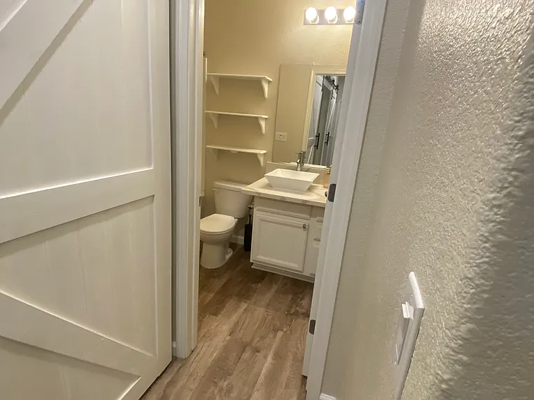 2995 Stable Dr — Photo 46