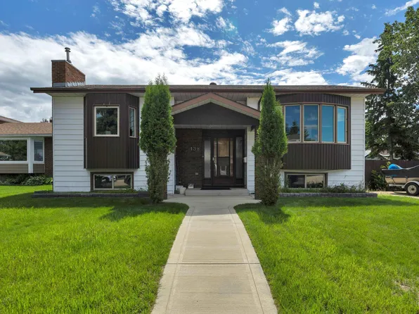 138 Pine Dr, Wetaskiwin, AB T9A 2V7