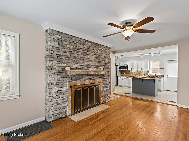 3810 Norbourne Blvd — Photo 7