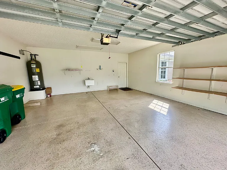 39 Tallow Dr — Photo 30